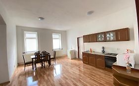 Apartman 10 Prazska